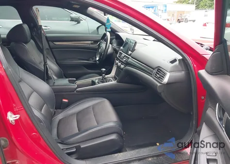 2018 Honda Accord Sport 2.0T из США, поврежденный, VIN 1HGCV2E37JA051084